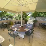 La D'eze Szálloda 3*