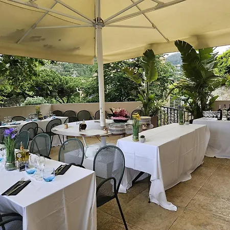 La D'eze Otel Èze